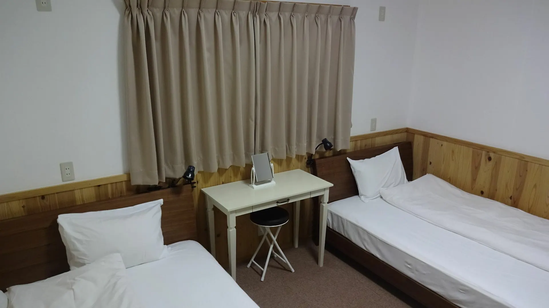 קיוטו Guesthouse Jiyujin 2*,